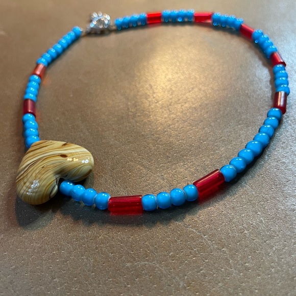 Asymmetrical glass bead choker heart handmade designer blue red - Picture 3 of 6